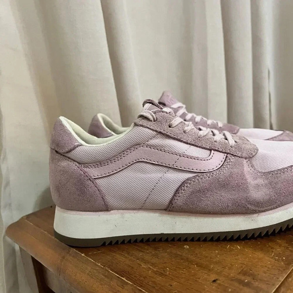 Vans Unisex Runner OG Lilac Snow VN0A2XS8JVZ Shoes Sneakers M 7 W 8.5 500383 - Picture 3 of 14